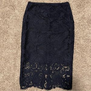 Bar lll lace floral crochet pancil skirt size XS, color navy. New